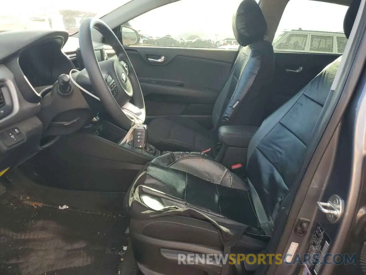 7 Photograph of a damaged car 3KPA24AD1LE268526 KIA RIO 2020