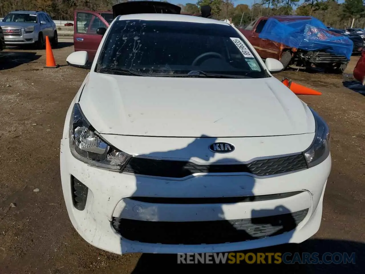 5 Photograph of a damaged car 3KPA24AD1LE283785 KIA RIO 2020