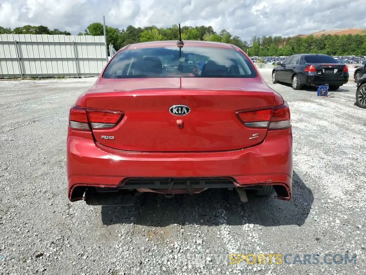 6 Photograph of a damaged car 3KPA24AD1LE289067 KIA RIO 2020