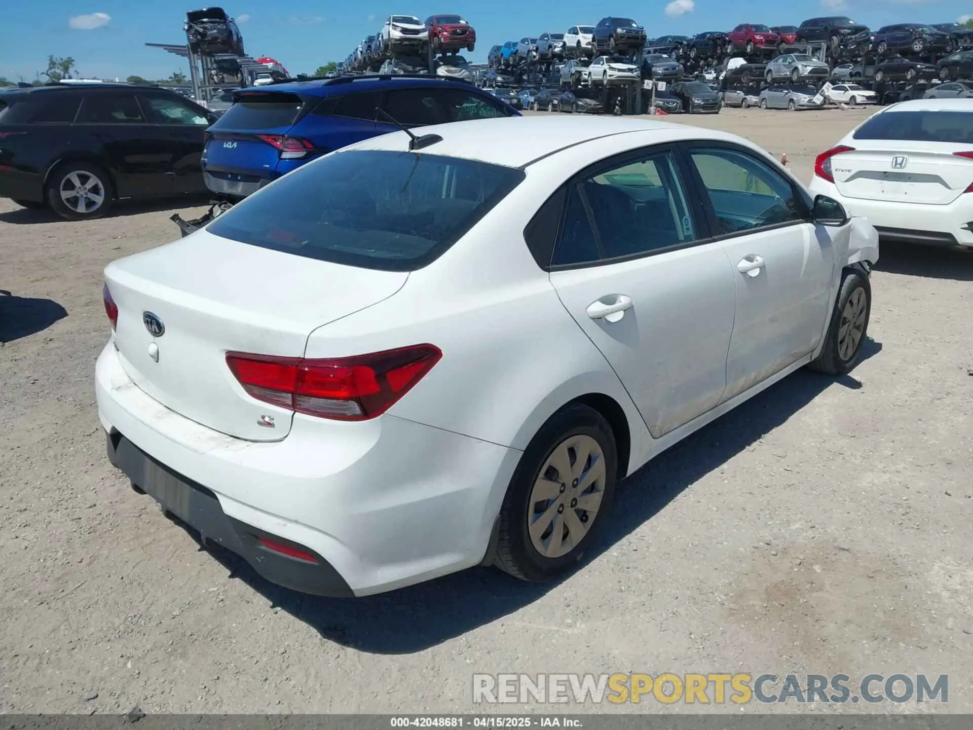 4 Photograph of a damaged car 3KPA24AD1LE299243 KIA RIO 2020