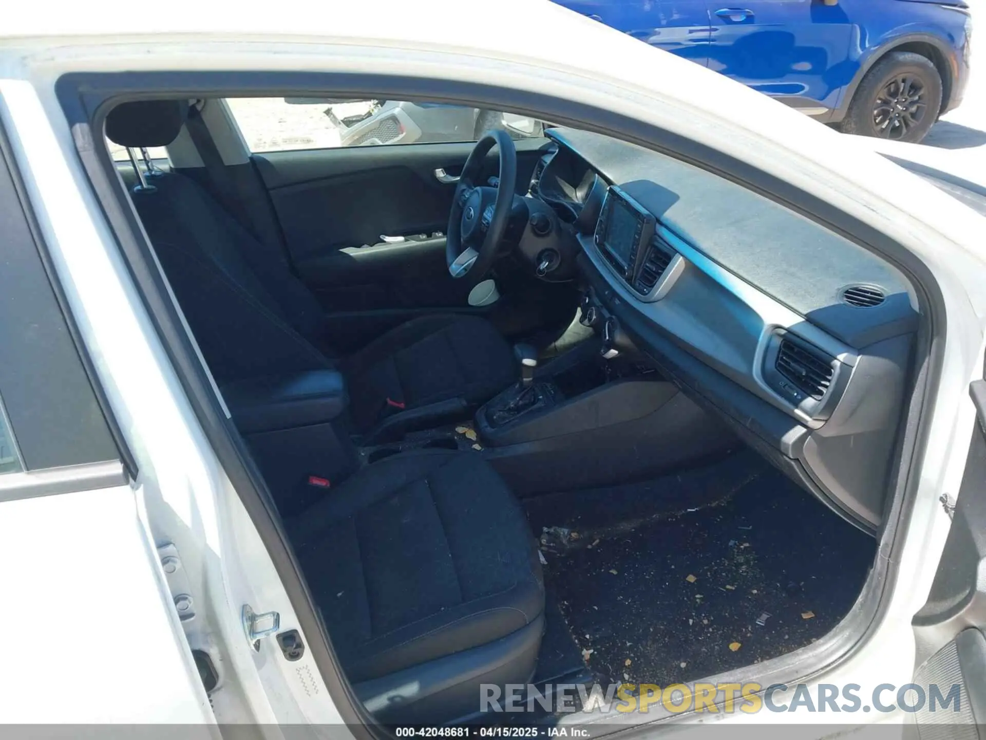 5 Photograph of a damaged car 3KPA24AD1LE299243 KIA RIO 2020