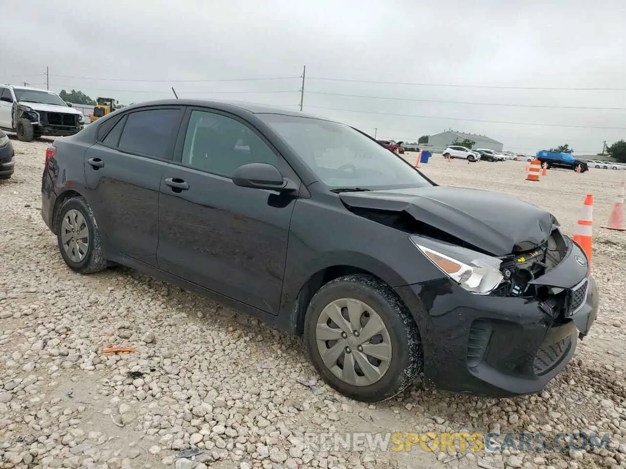 4 Photograph of a damaged car 3KPA24AD1LE335853 KIA RIO 2020