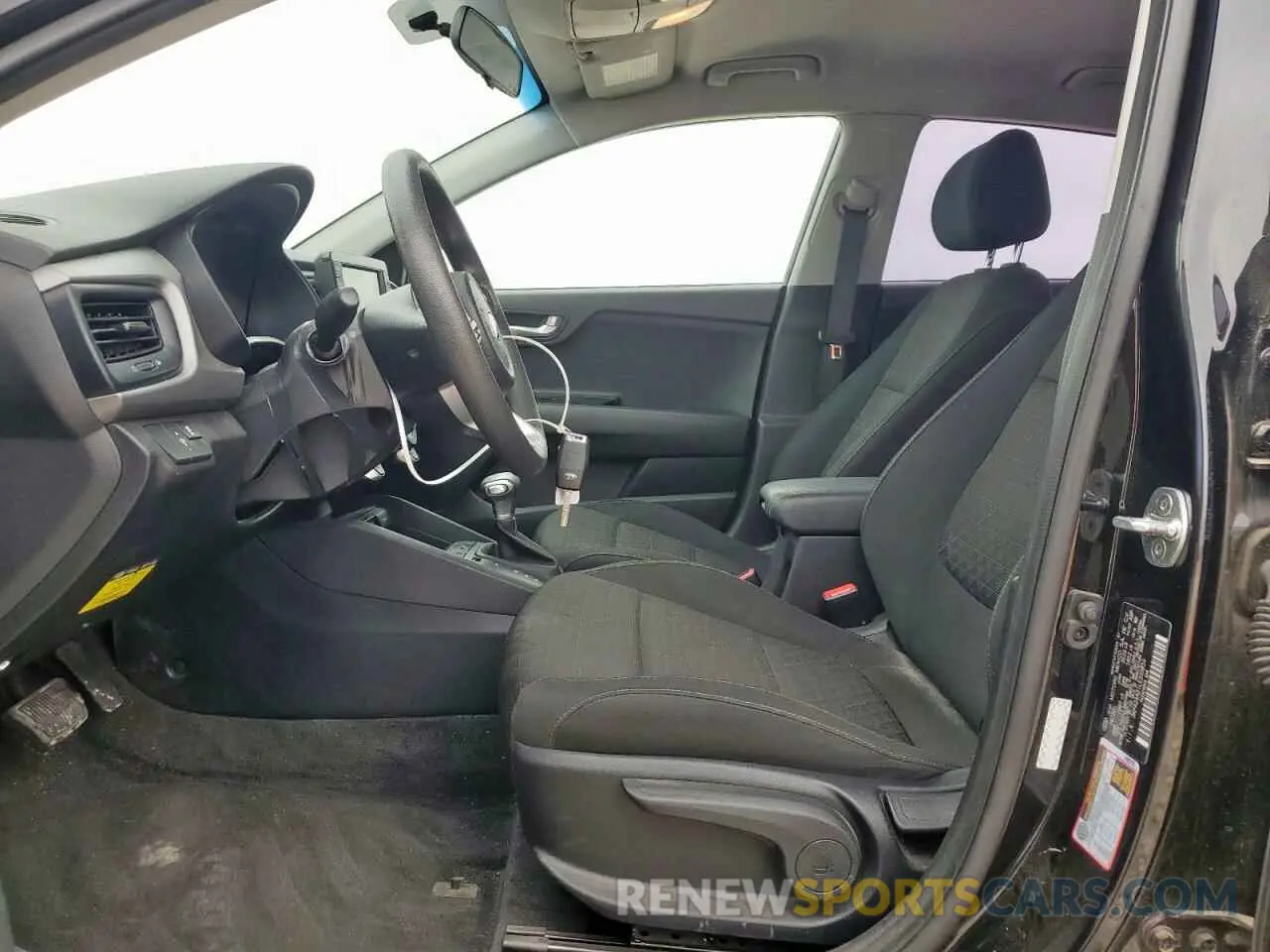 7 Photograph of a damaged car 3KPA24AD1LE335853 KIA RIO 2020