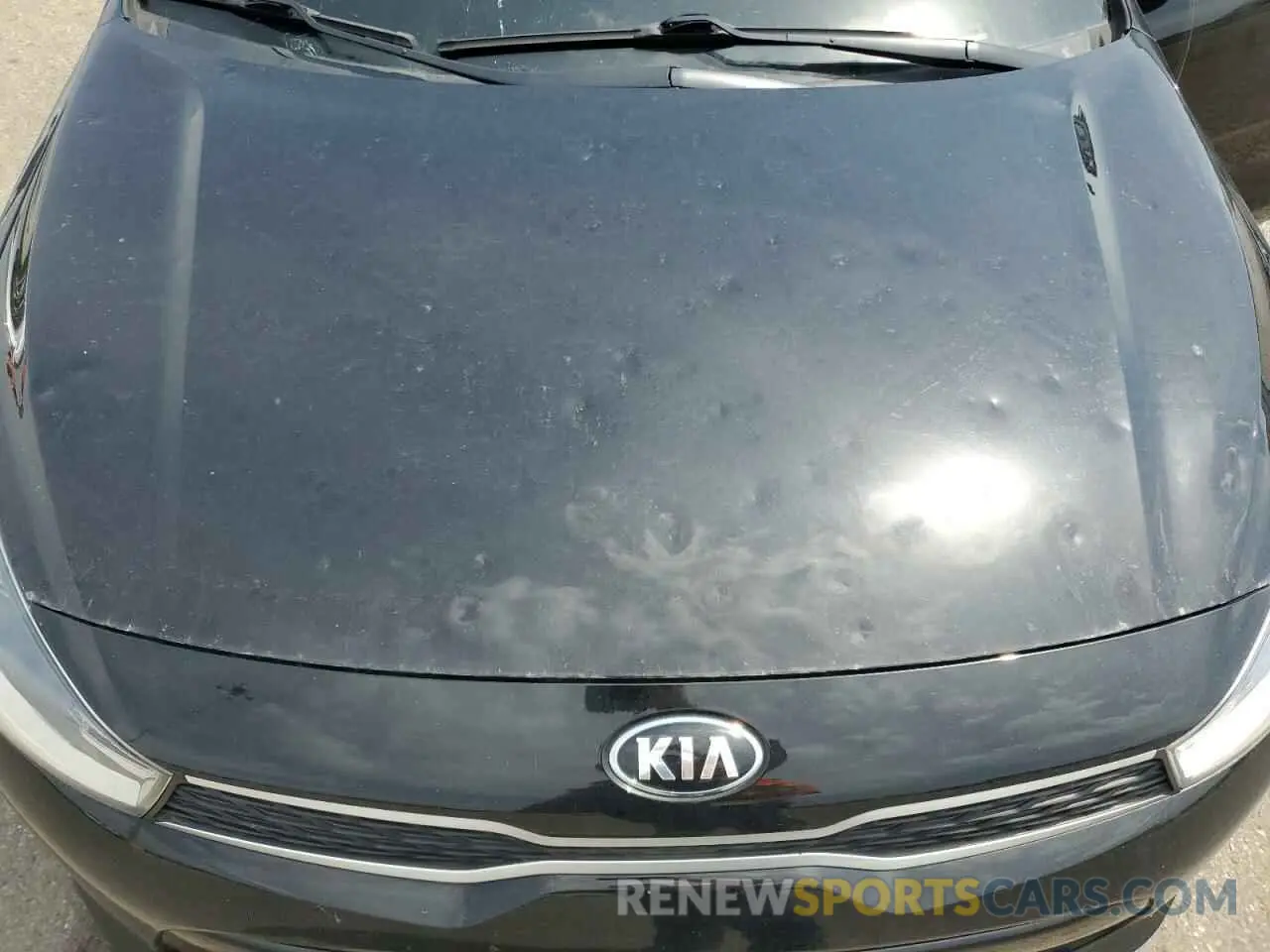 11 Photograph of a damaged car 3KPA24AD1LE337277 KIA RIO 2020