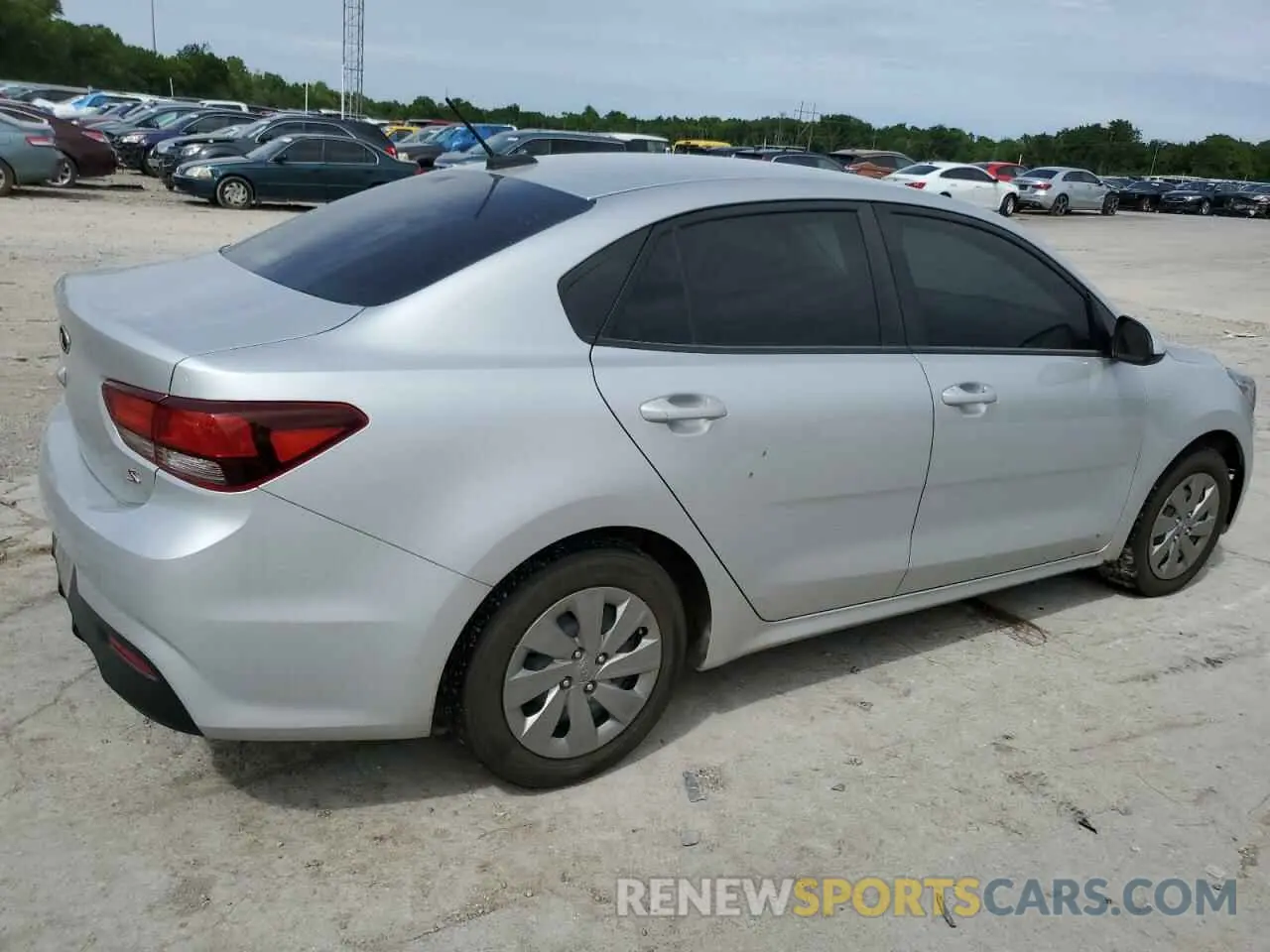 3 Photograph of a damaged car 3KPA24AD2LE268132 KIA RIO 2020