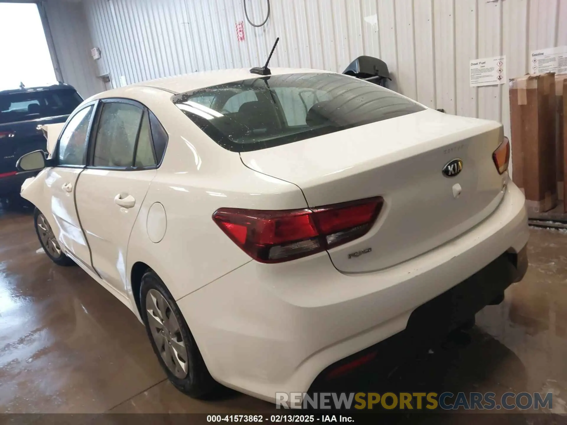 3 Photograph of a damaged car 3KPA24AD2LE278269 KIA RIO 2020