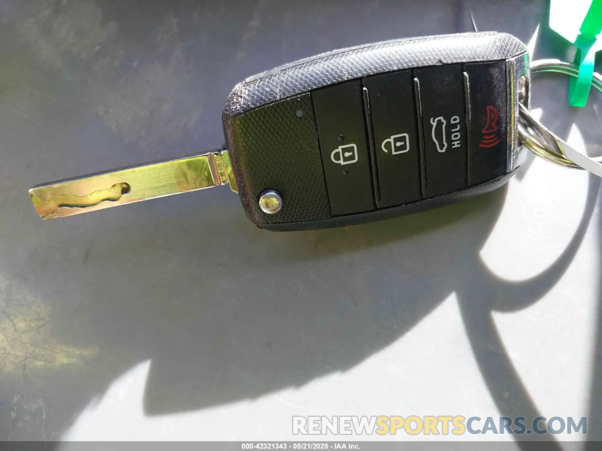 11 Photograph of a damaged car 3KPA24AD2LE283536 KIA RIO 2020