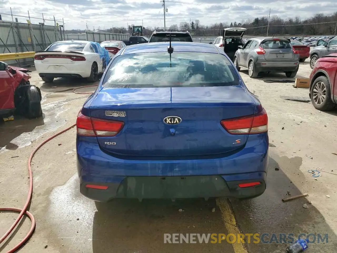 6 Photograph of a damaged car 3KPA24AD2LE318477 KIA RIO 2020