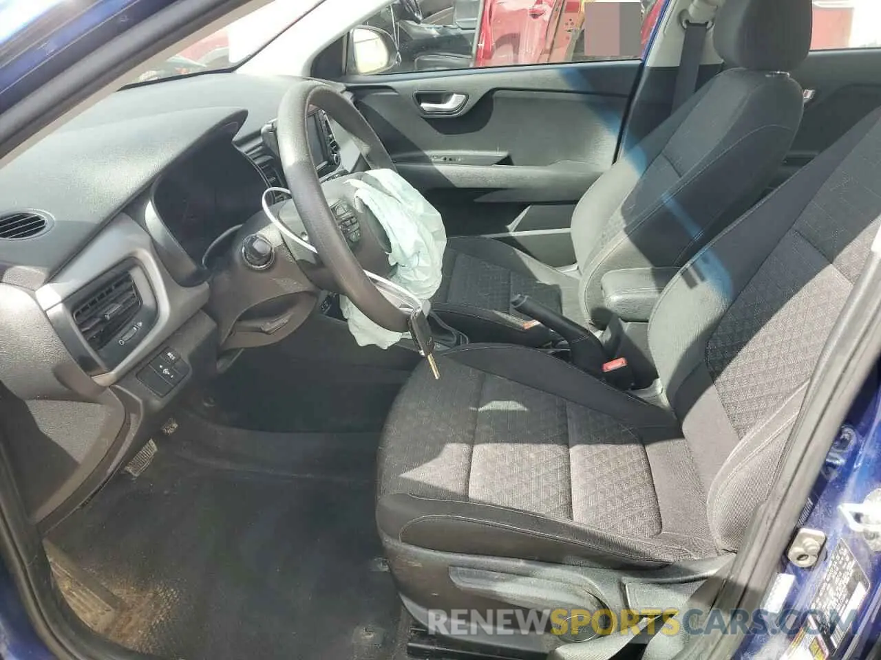 7 Photograph of a damaged car 3KPA24AD2LE318477 KIA RIO 2020