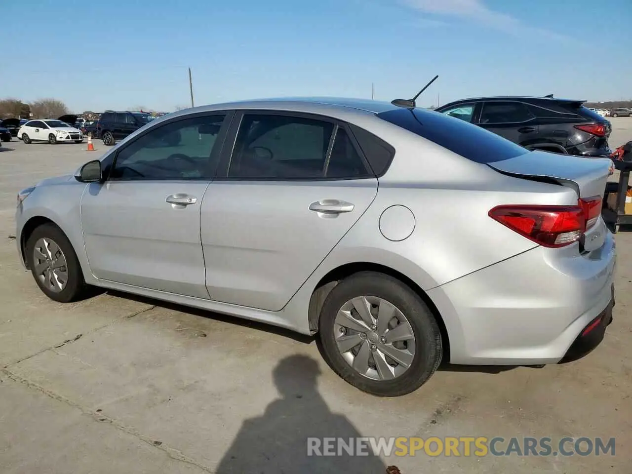 2 Photograph of a damaged car 3KPA24AD2LE320925 KIA RIO 2020