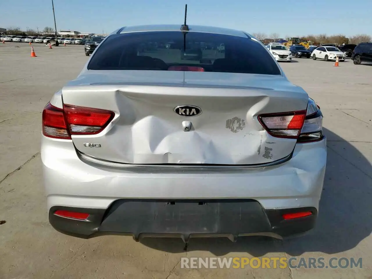 6 Photograph of a damaged car 3KPA24AD2LE320925 KIA RIO 2020