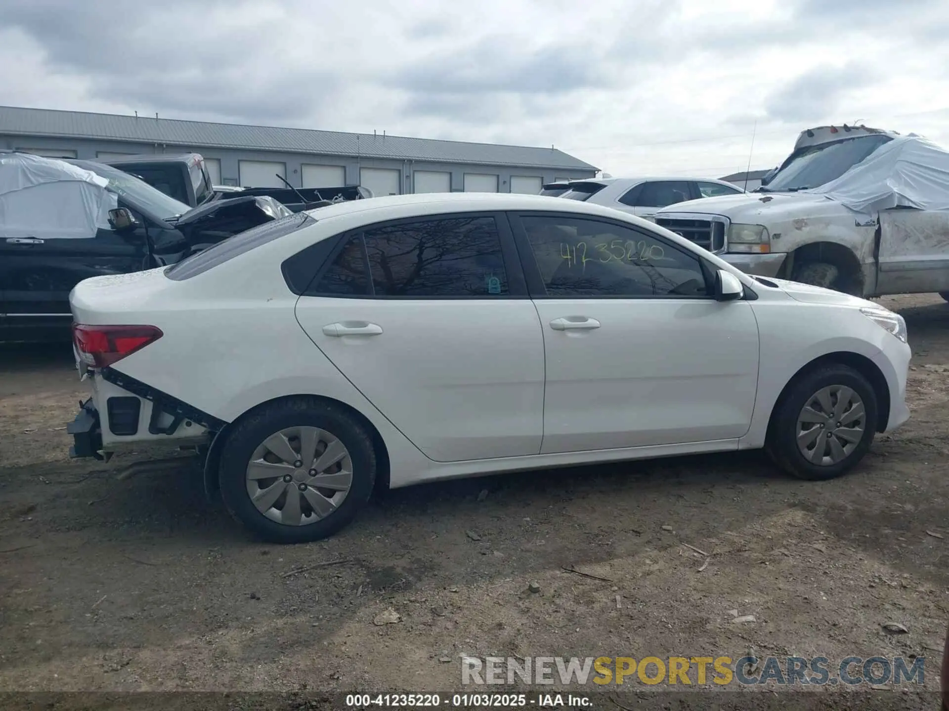 13 Photograph of a damaged car 3KPA24AD2LE322299 KIA RIO 2020
