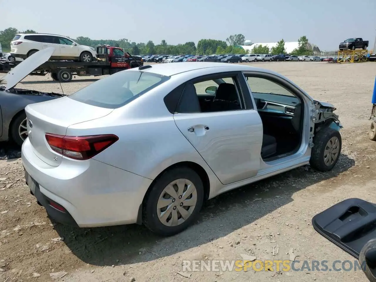 3 Photograph of a damaged car 3KPA24AD2LE334467 KIA RIO 2020