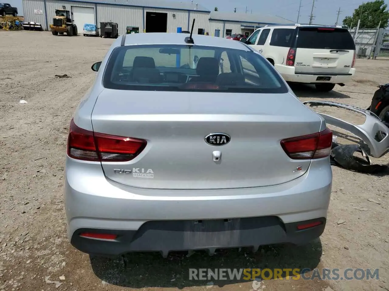 6 Photograph of a damaged car 3KPA24AD2LE334467 KIA RIO 2020