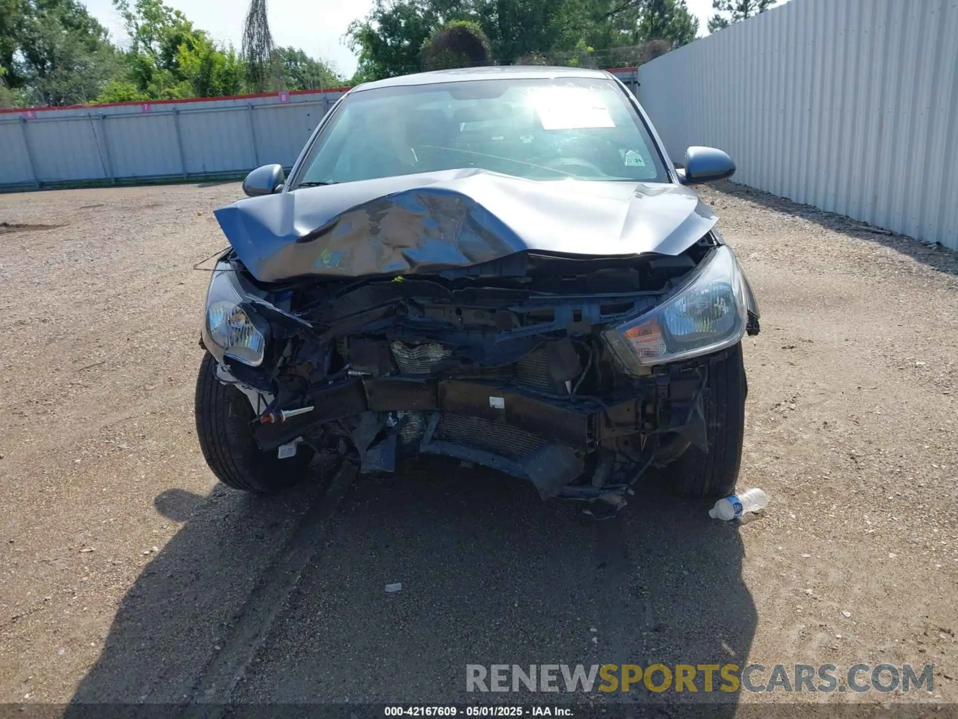 13 Photograph of a damaged car 3KPA24AD2LE337479 KIA RIO 2020