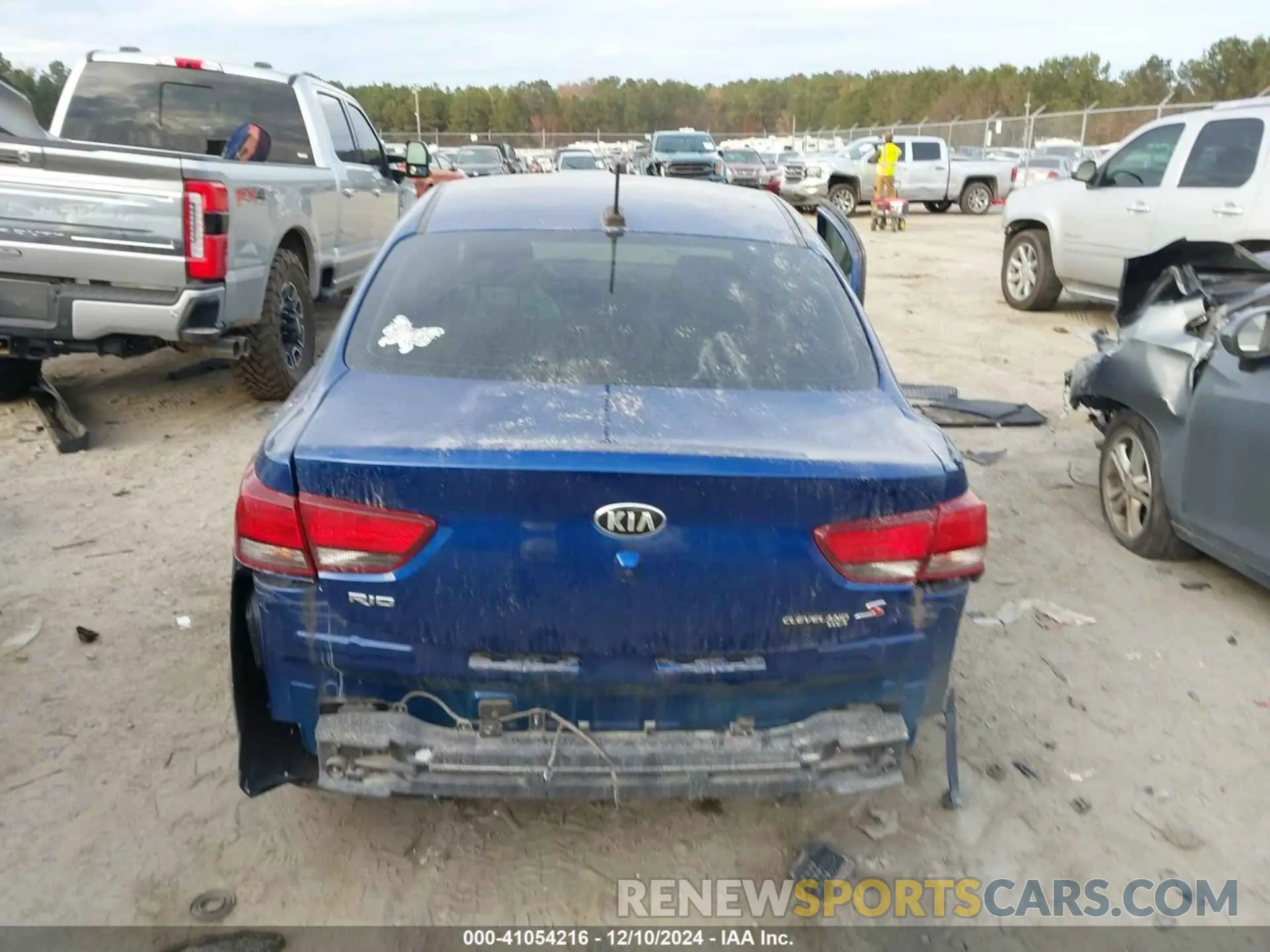 15 Photograph of a damaged car 3KPA24AD2LE338793 KIA RIO 2020