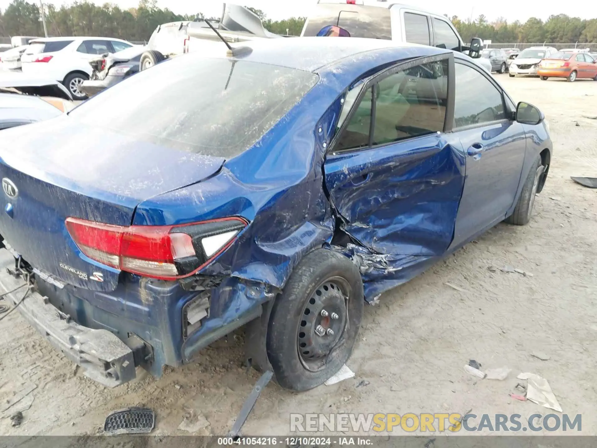 6 Photograph of a damaged car 3KPA24AD2LE338793 KIA RIO 2020