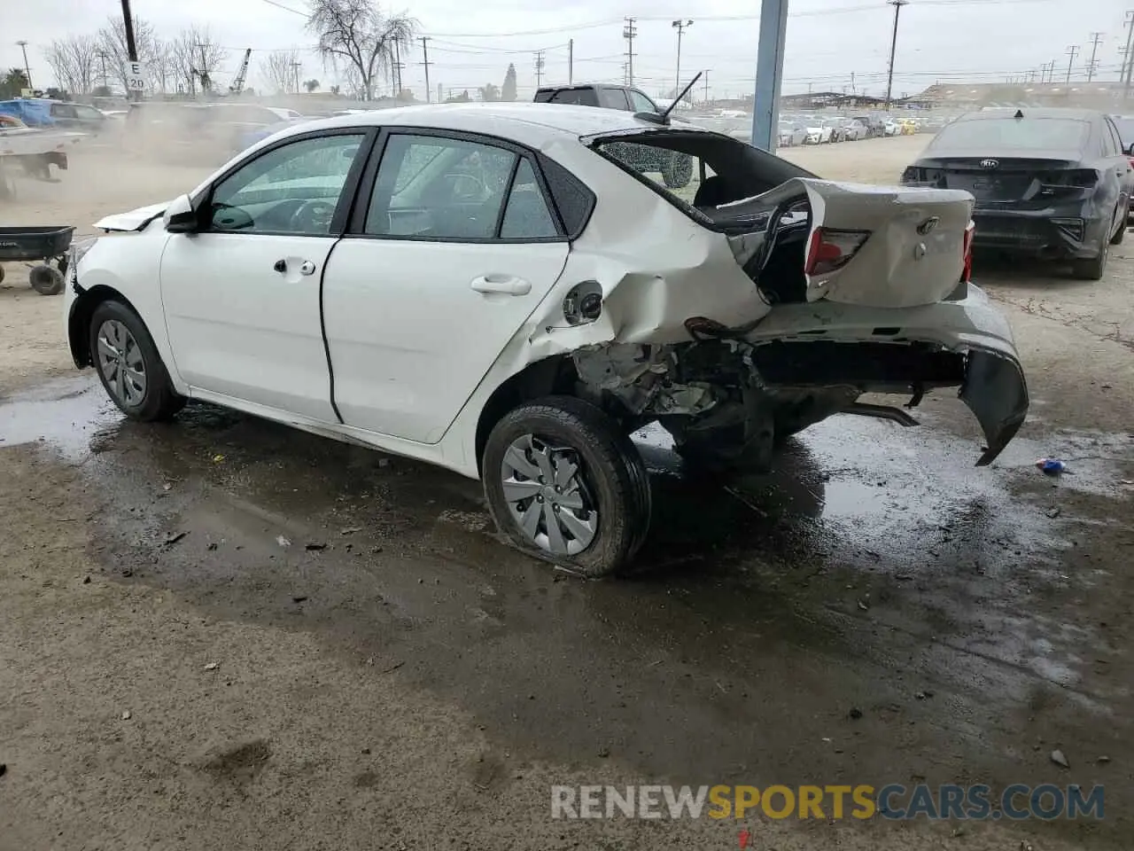 2 Photograph of a damaged car 3KPA24AD2LE356159 KIA RIO 2020