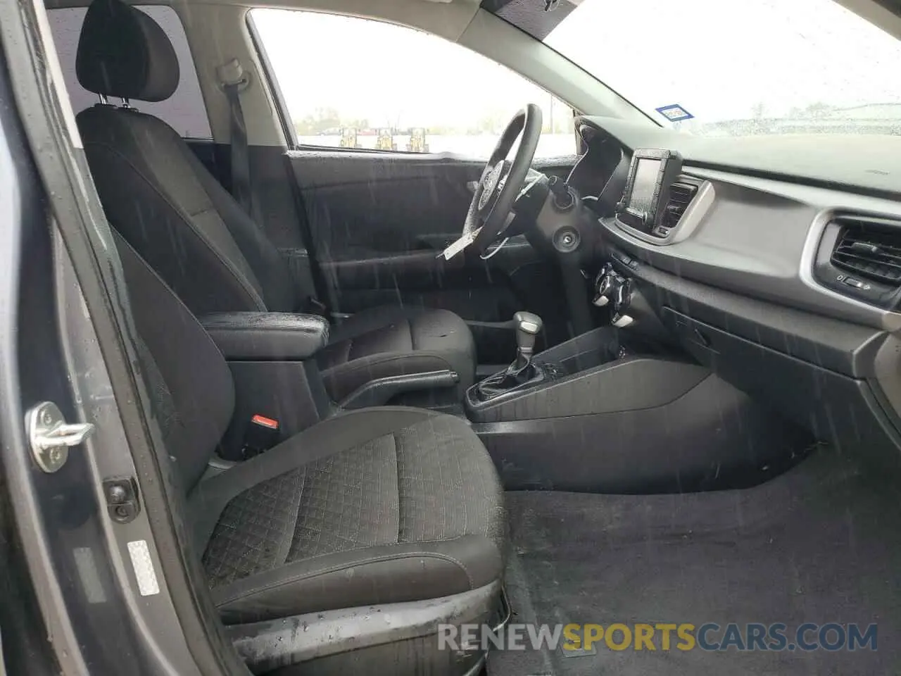 7 Photograph of a damaged car 3KPA24AD3LE256619 KIA RIO 2020