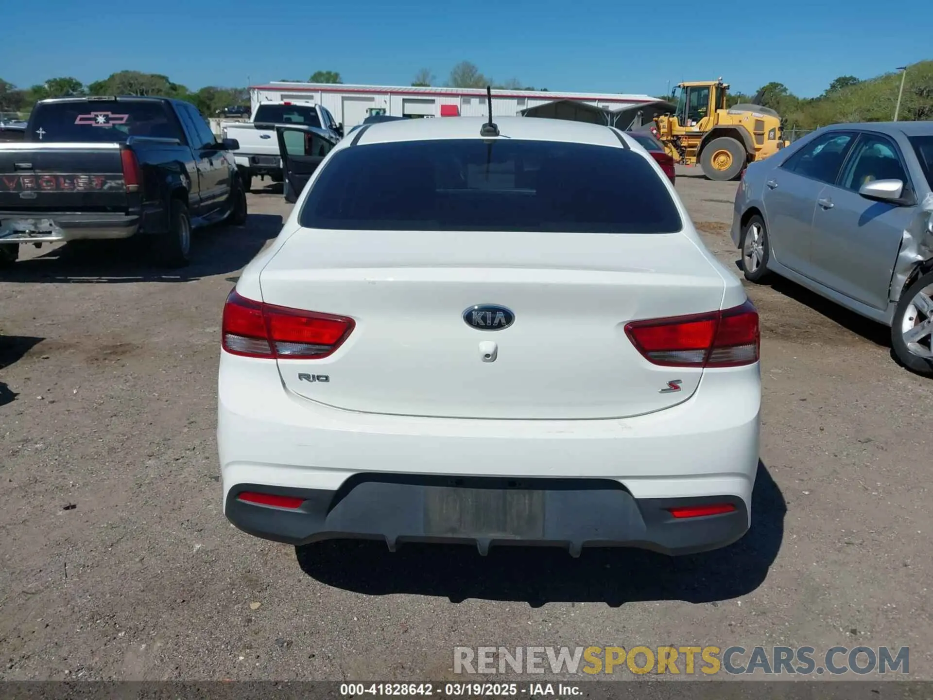 16 Photograph of a damaged car 3KPA24AD3LE297123 KIA RIO 2020