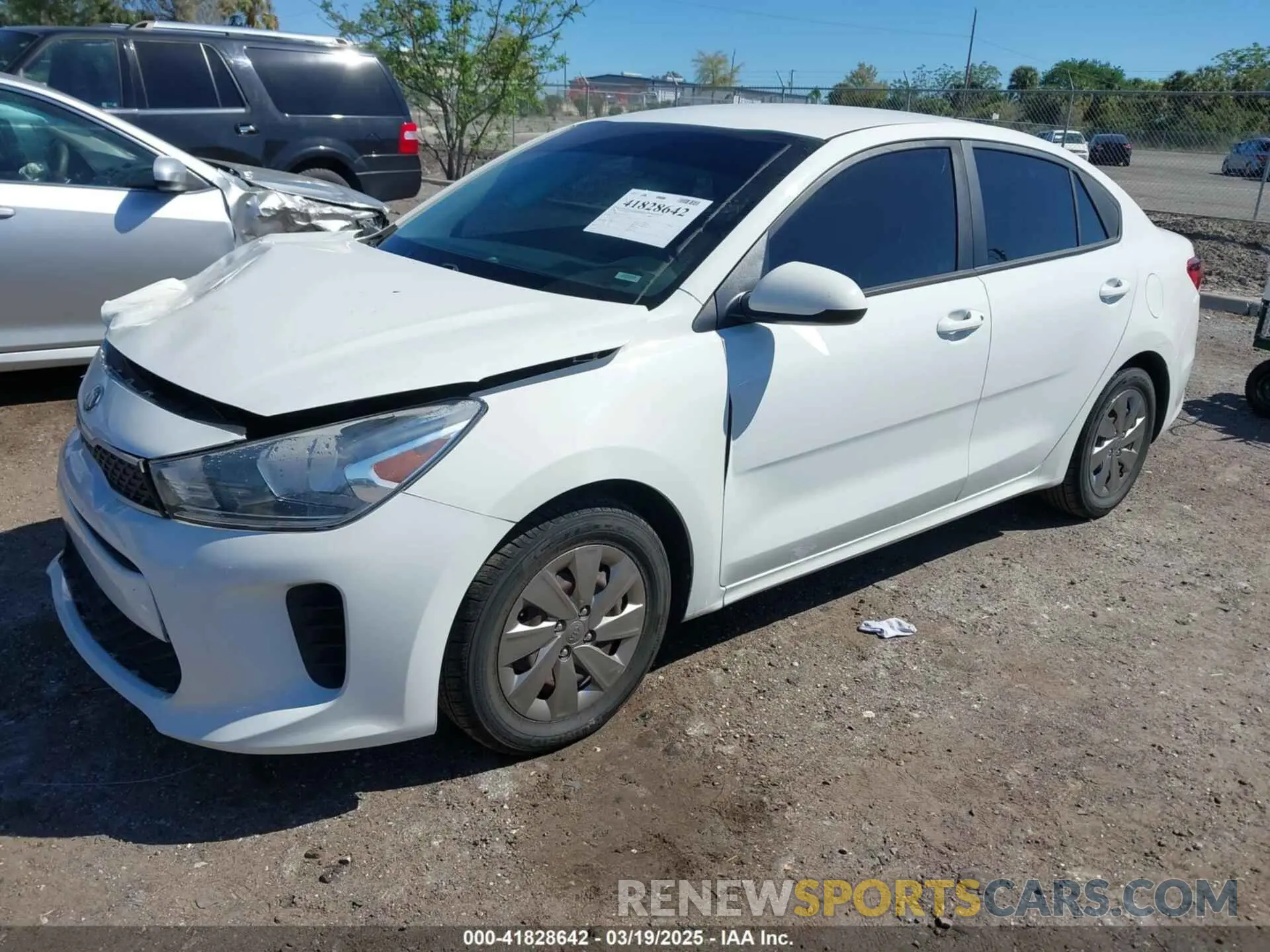 2 Photograph of a damaged car 3KPA24AD3LE297123 KIA RIO 2020