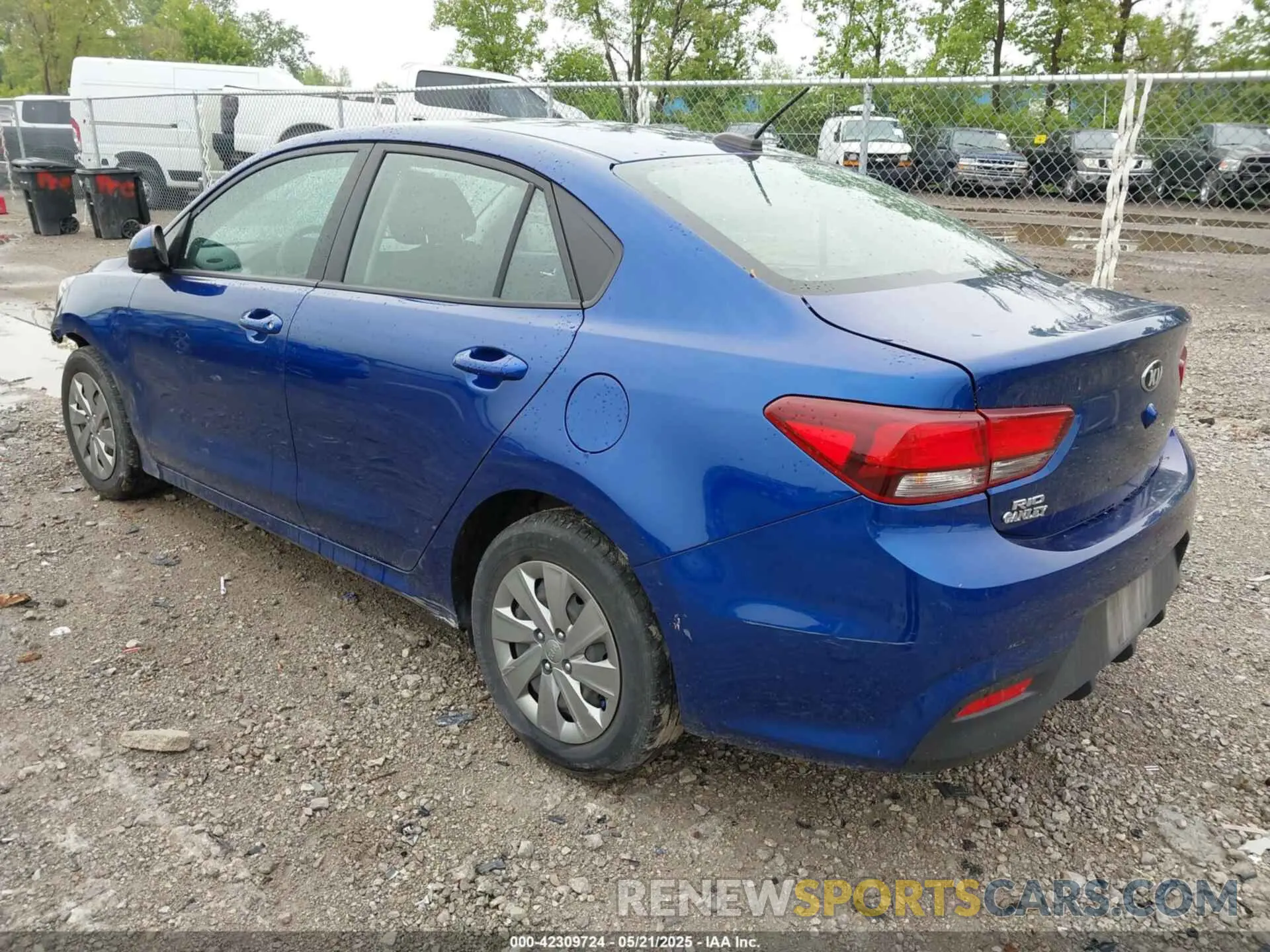 3 Photograph of a damaged car 3KPA24AD3LE311747 KIA RIO 2020