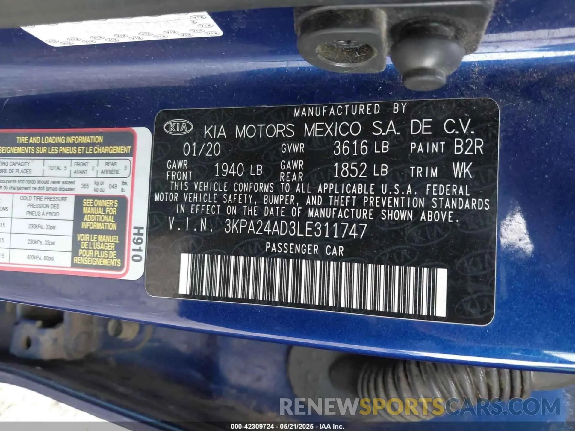 9 Photograph of a damaged car 3KPA24AD3LE311747 KIA RIO 2020