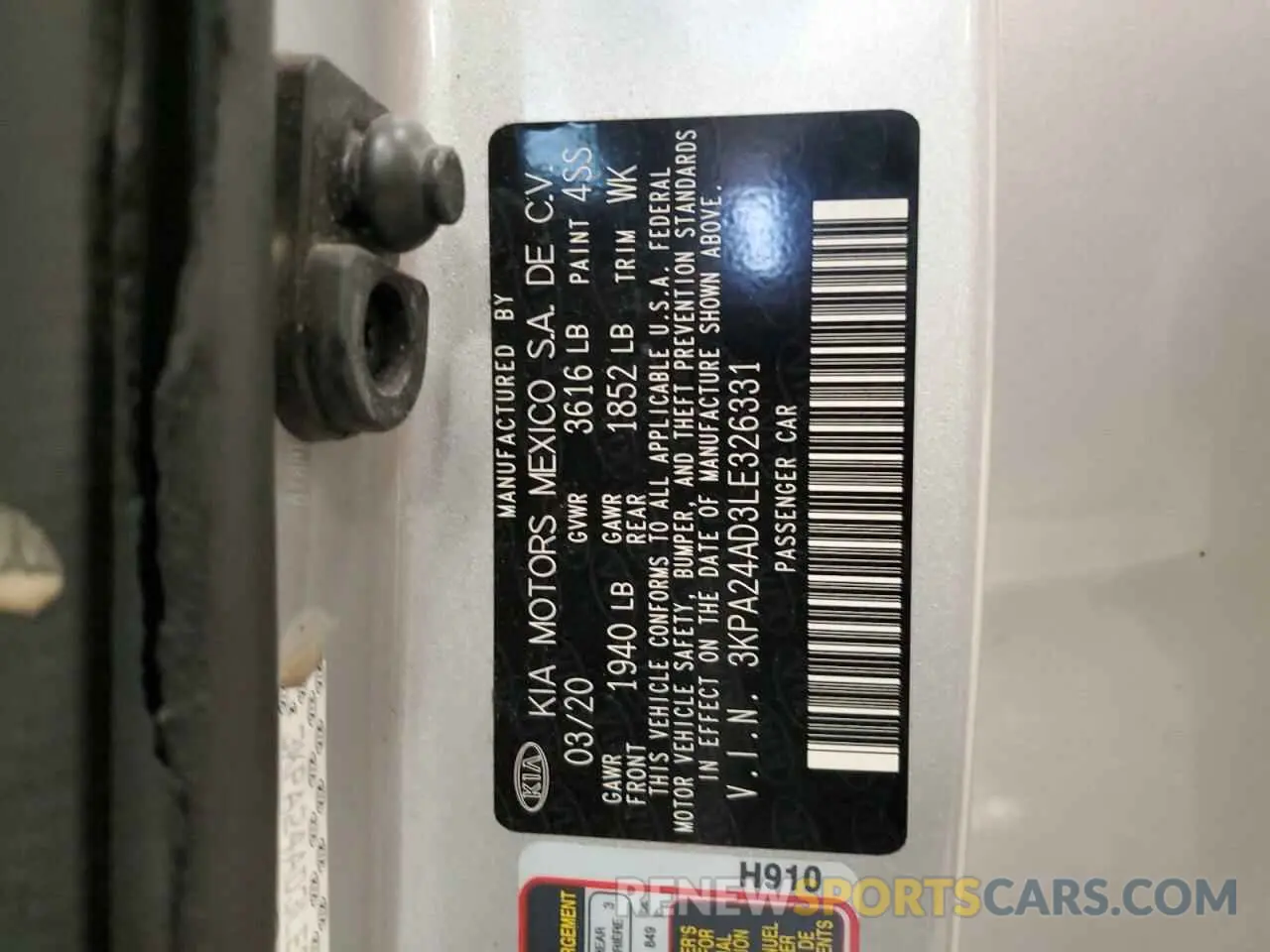 12 Photograph of a damaged car 3KPA24AD3LE326331 KIA RIO 2020