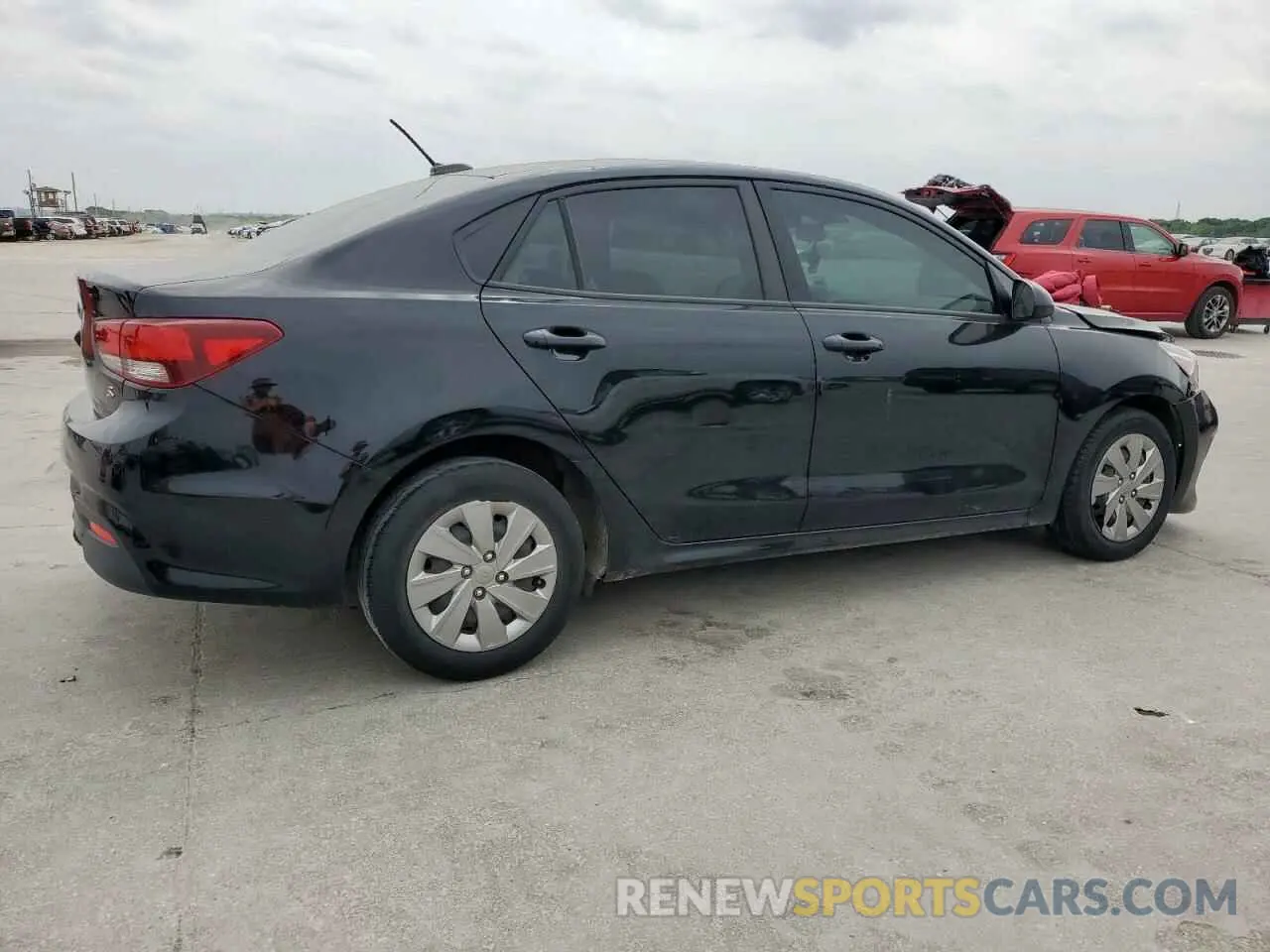 3 Photograph of a damaged car 3KPA24AD3LE337281 KIA RIO 2020