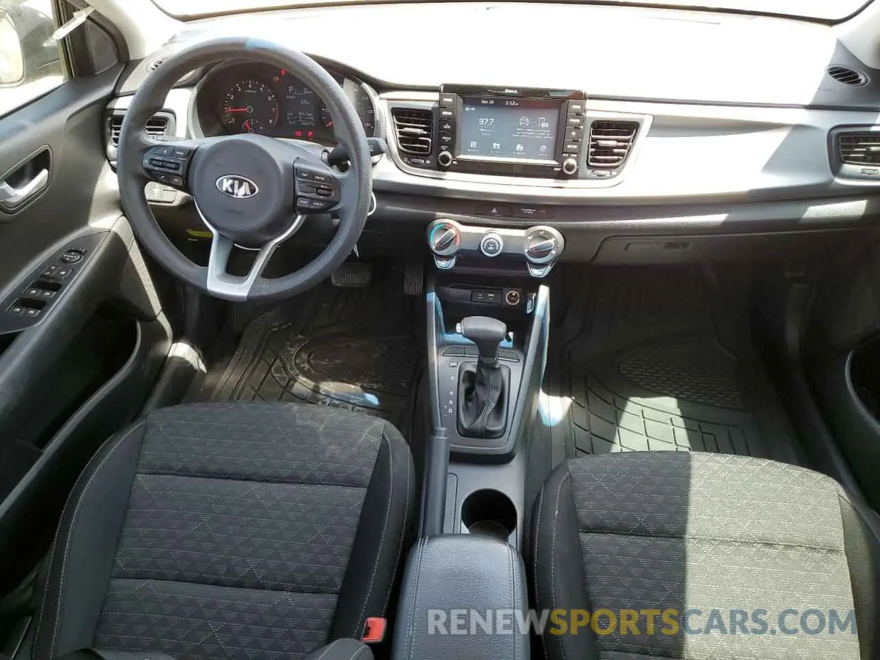 8 Photograph of a damaged car 3KPA24AD4LE268231 KIA RIO 2020