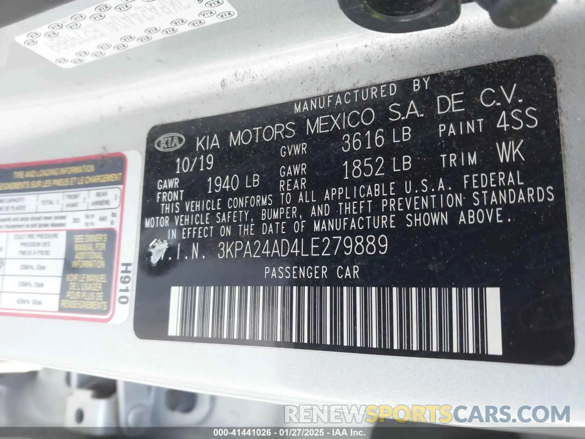 9 Photograph of a damaged car 3KPA24AD4LE279889 KIA RIO 2020