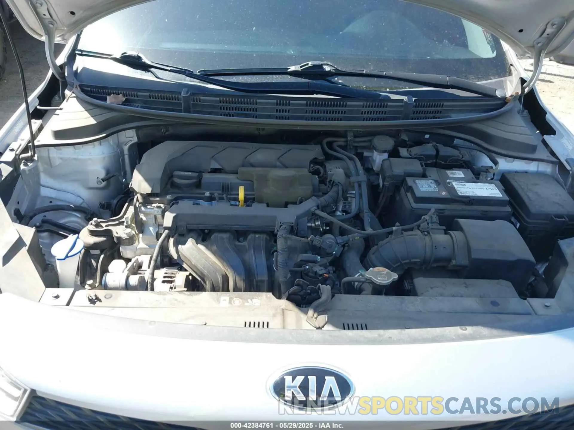 10 Photograph of a damaged car 3KPA24AD4LE312034 KIA RIO 2020