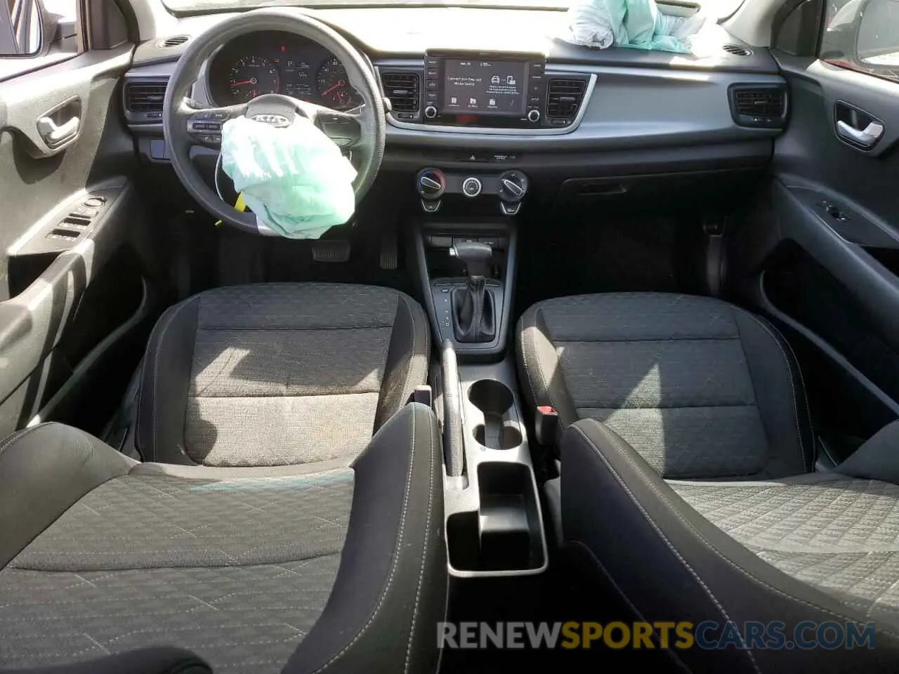 8 Photograph of a damaged car 3KPA24AD4LE312552 KIA RIO 2020