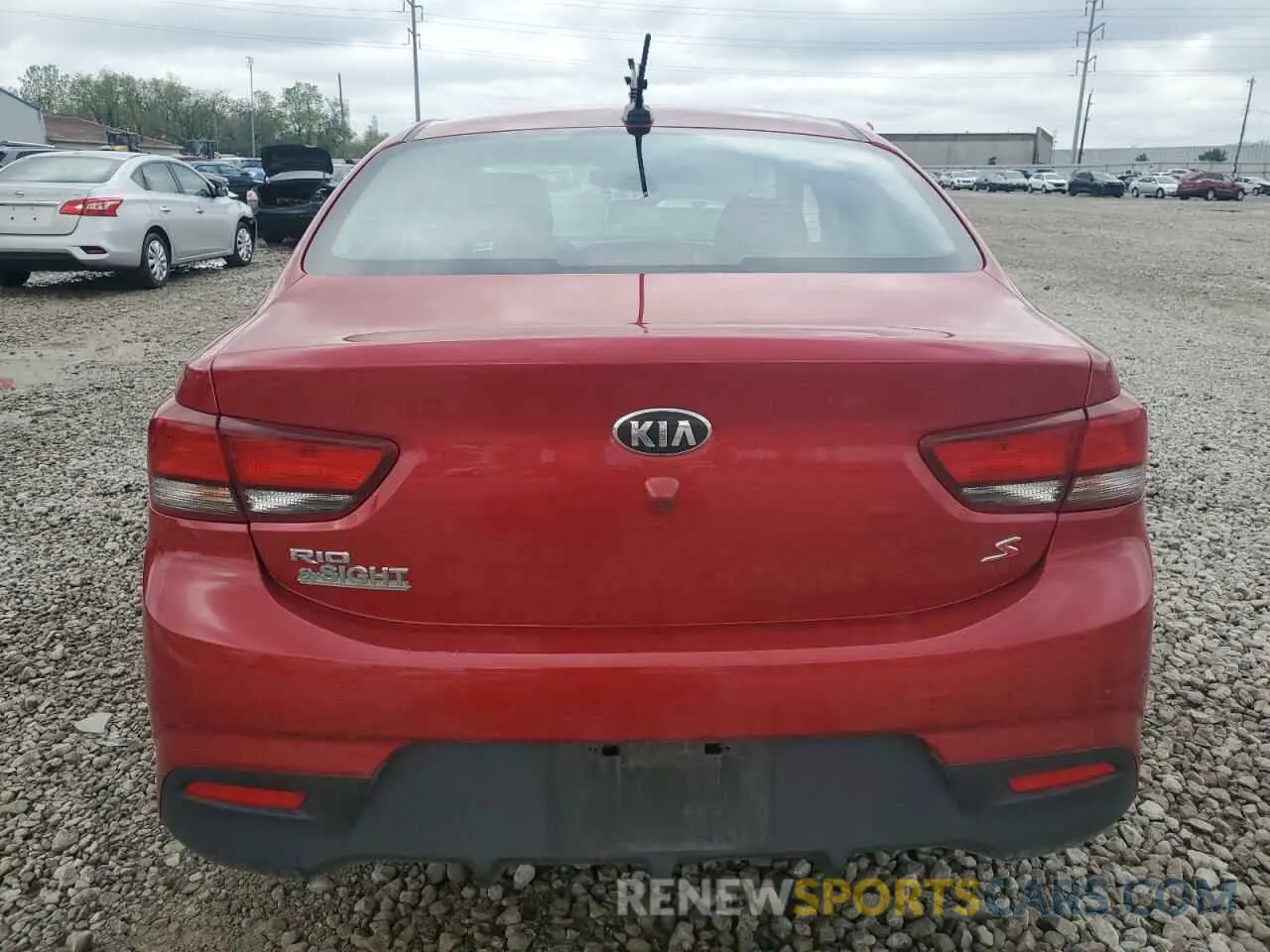 6 Photograph of a damaged car 3KPA24AD4LE318111 KIA RIO 2020
