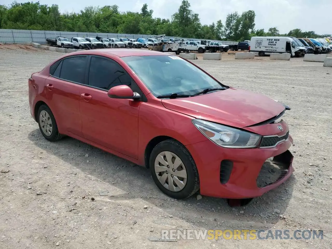 4 Photograph of a damaged car 3KPA24AD4LE330775 KIA RIO 2020