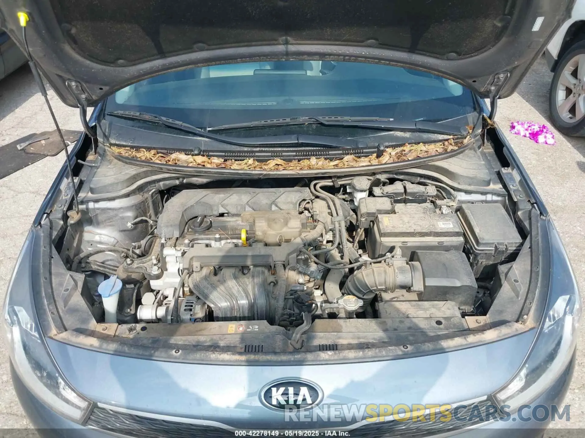 10 Photograph of a damaged car 3KPA24AD4LE333708 KIA RIO 2020