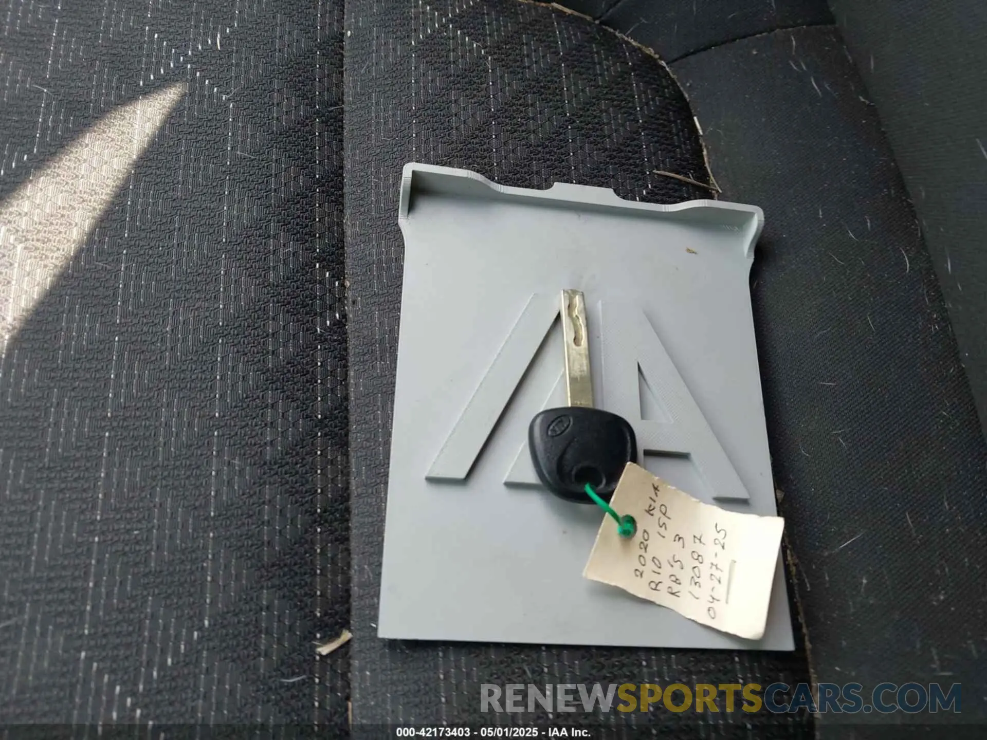 11 Photograph of a damaged car 3KPA24AD4LE335068 KIA RIO 2020