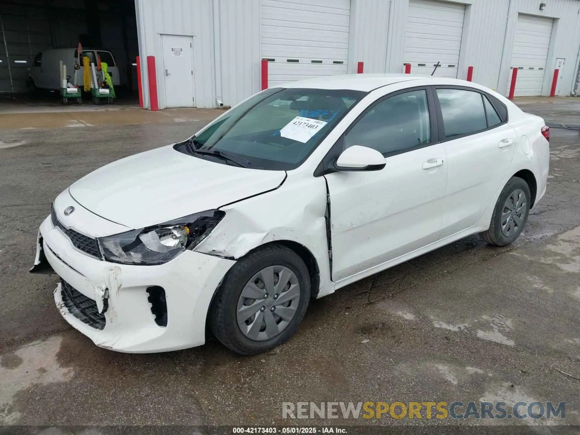 2 Photograph of a damaged car 3KPA24AD4LE335068 KIA RIO 2020