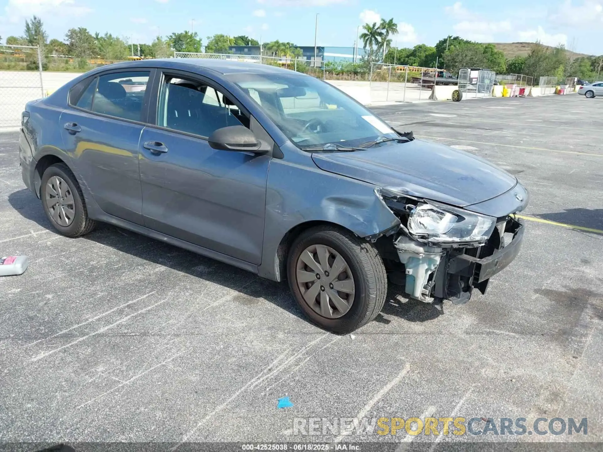 1 Photograph of a damaged car 3KPA24AD5LE295972 KIA RIO 2020
