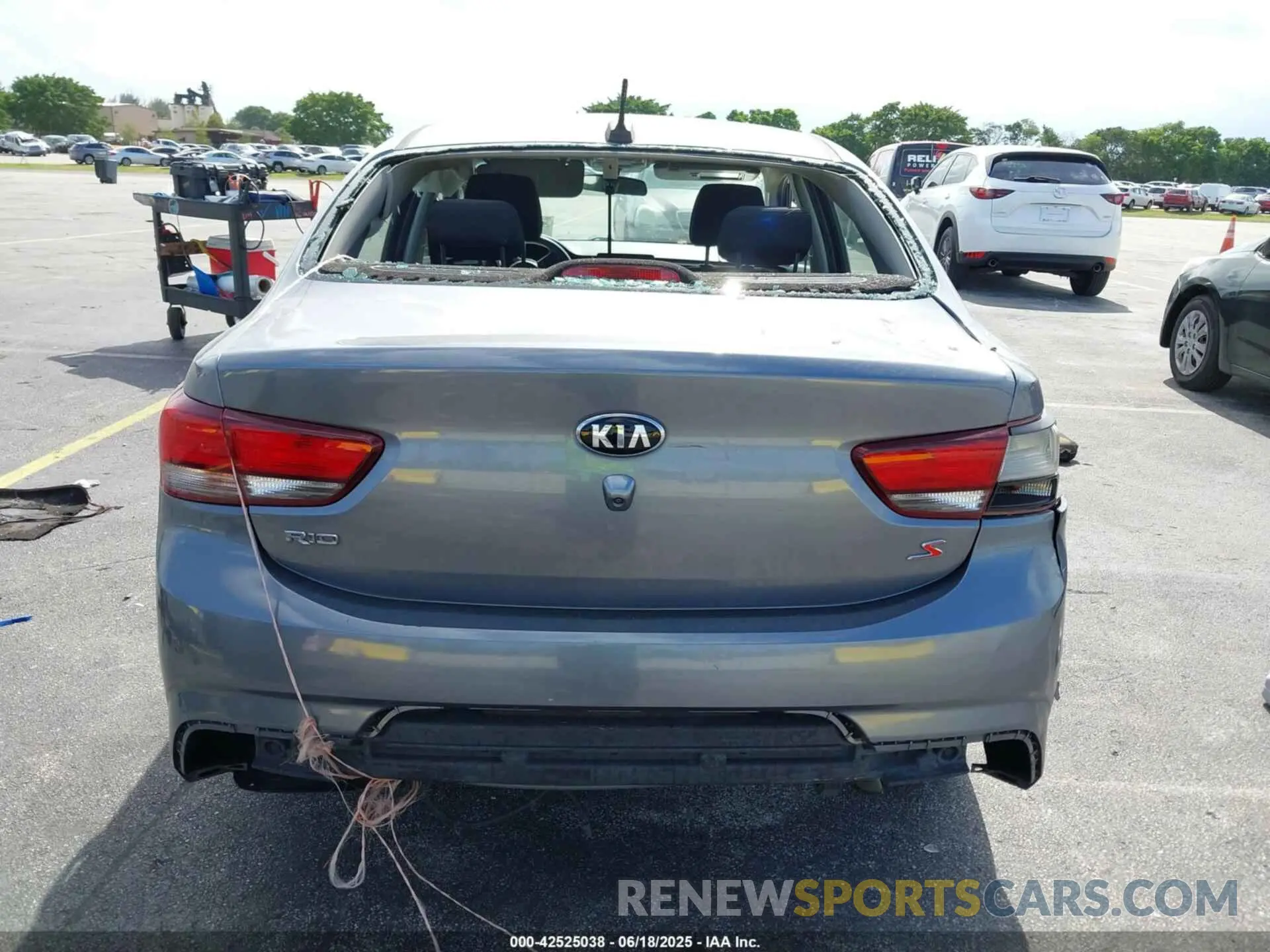 16 Photograph of a damaged car 3KPA24AD5LE295972 KIA RIO 2020