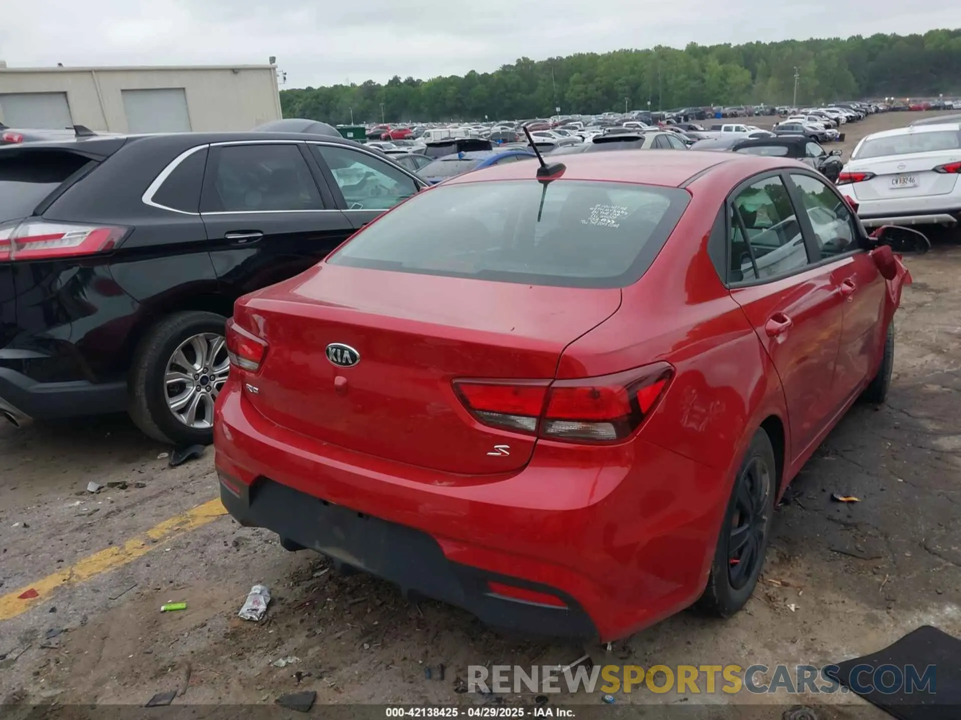 4 Photograph of a damaged car 3KPA24AD5LE298905 KIA RIO 2020