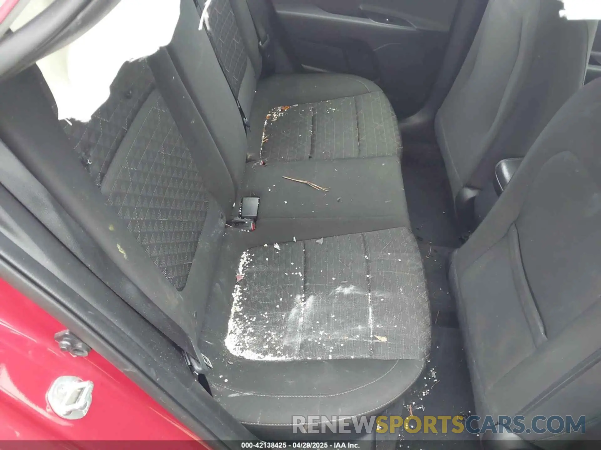8 Photograph of a damaged car 3KPA24AD5LE298905 KIA RIO 2020