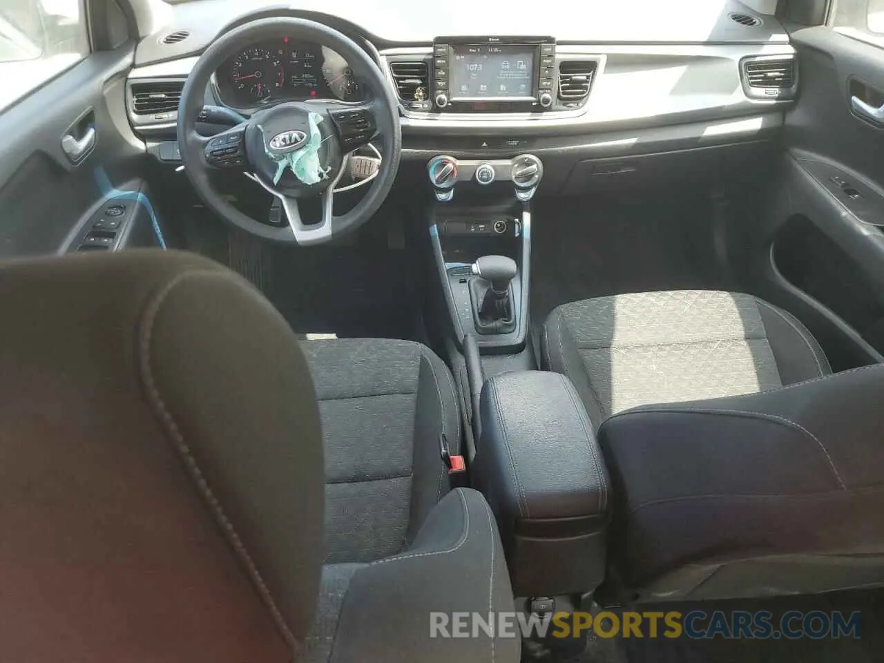 8 Photograph of a damaged car 3KPA24AD5LE302872 KIA RIO 2020