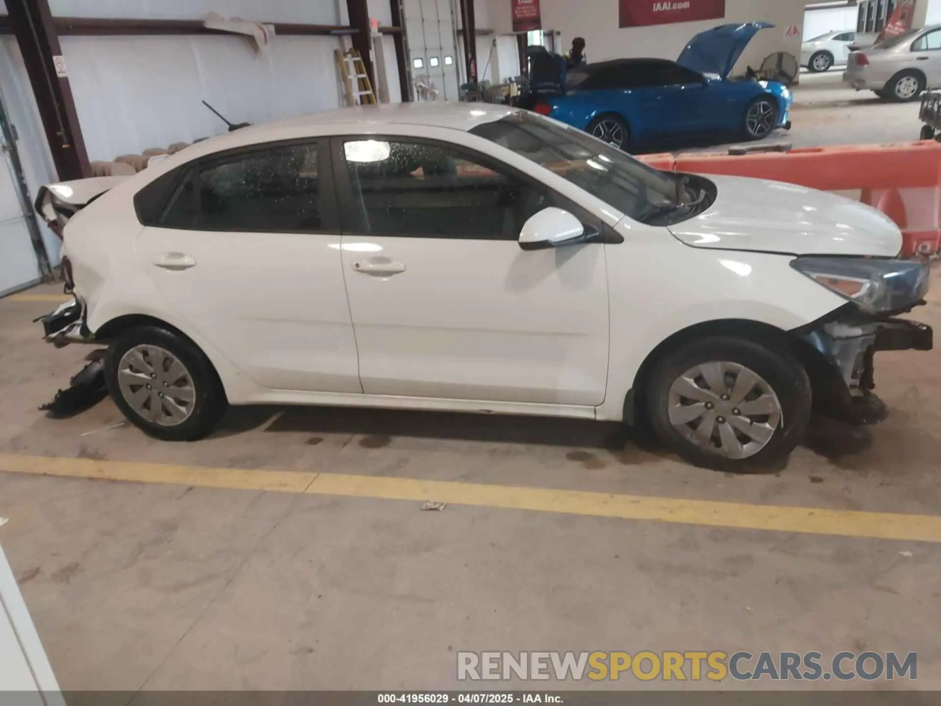 12 Photograph of a damaged car 3KPA24AD5LE311331 KIA RIO 2020