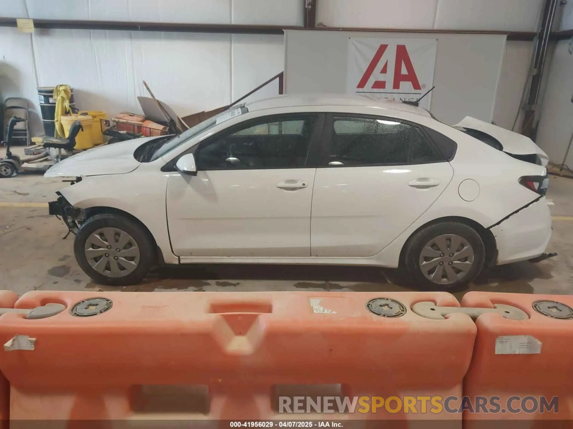 13 Photograph of a damaged car 3KPA24AD5LE311331 KIA RIO 2020