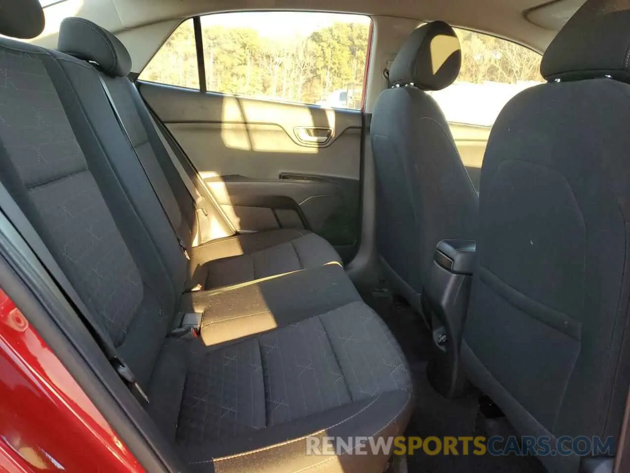 10 Photograph of a damaged car 3KPA24AD5LE319154 KIA RIO 2020