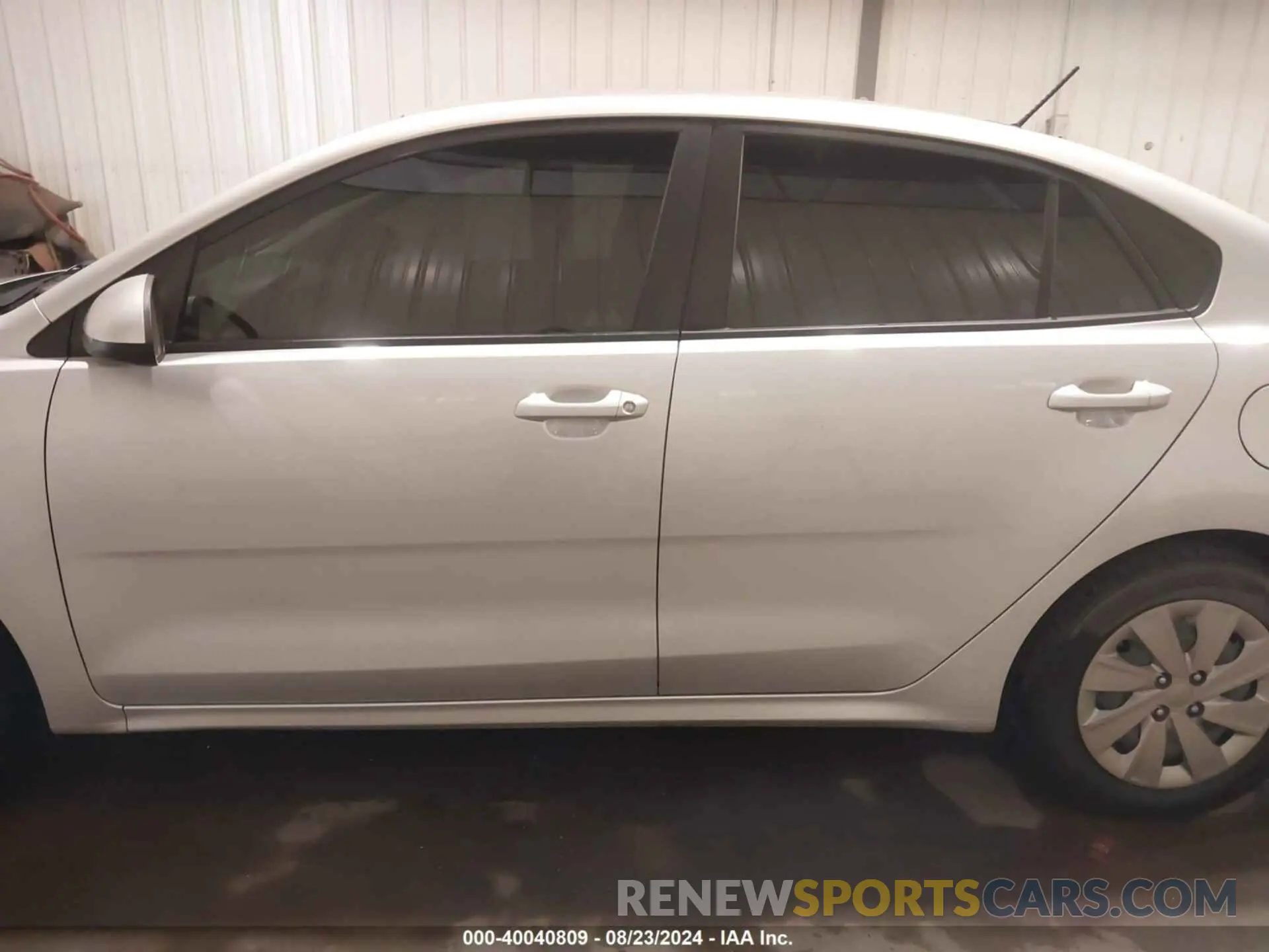 14 Photograph of a damaged car 3KPA24AD5LE330753 KIA RIO 2020