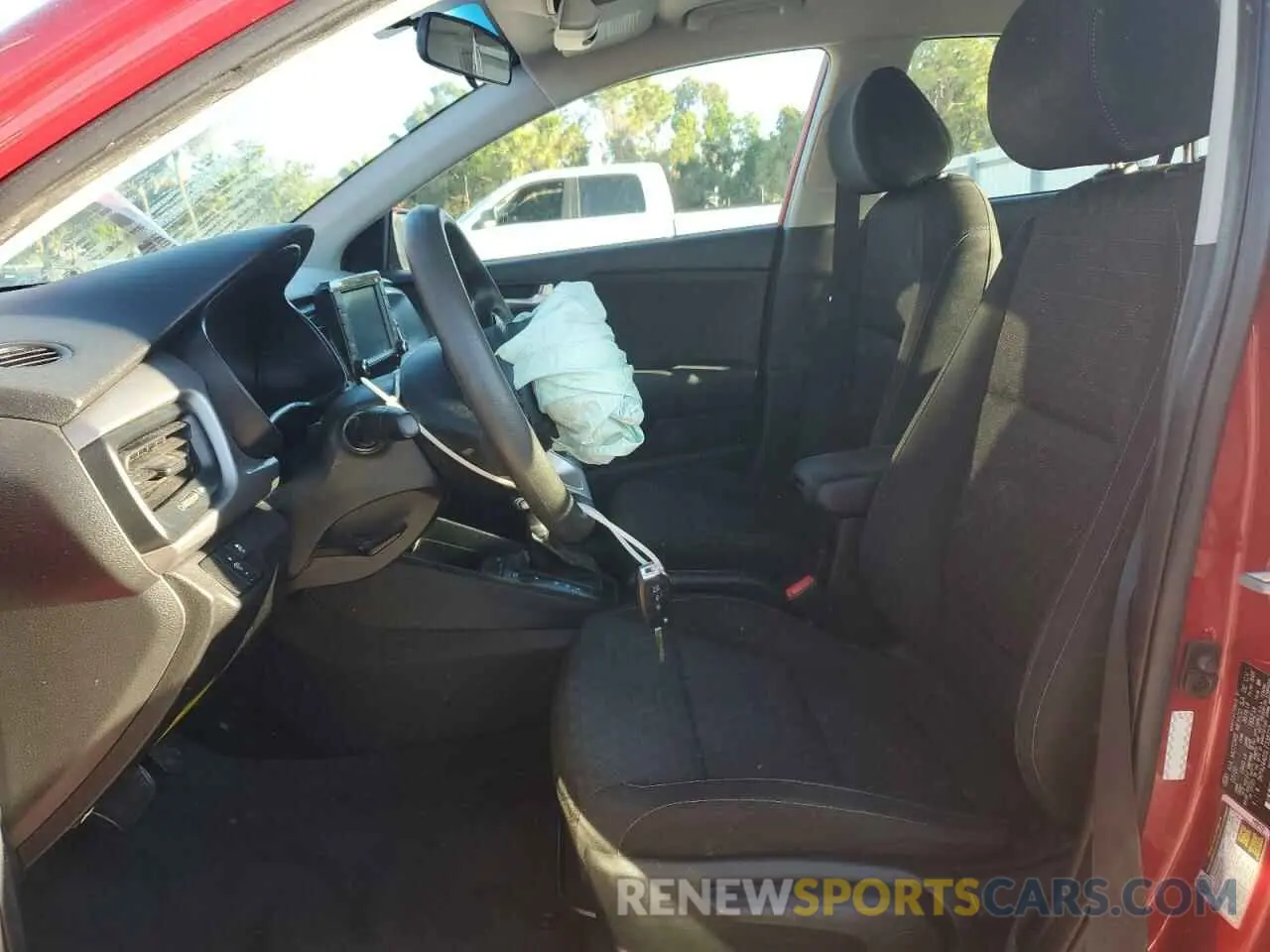 7 Photograph of a damaged car 3KPA24AD5LE338755 KIA RIO 2020