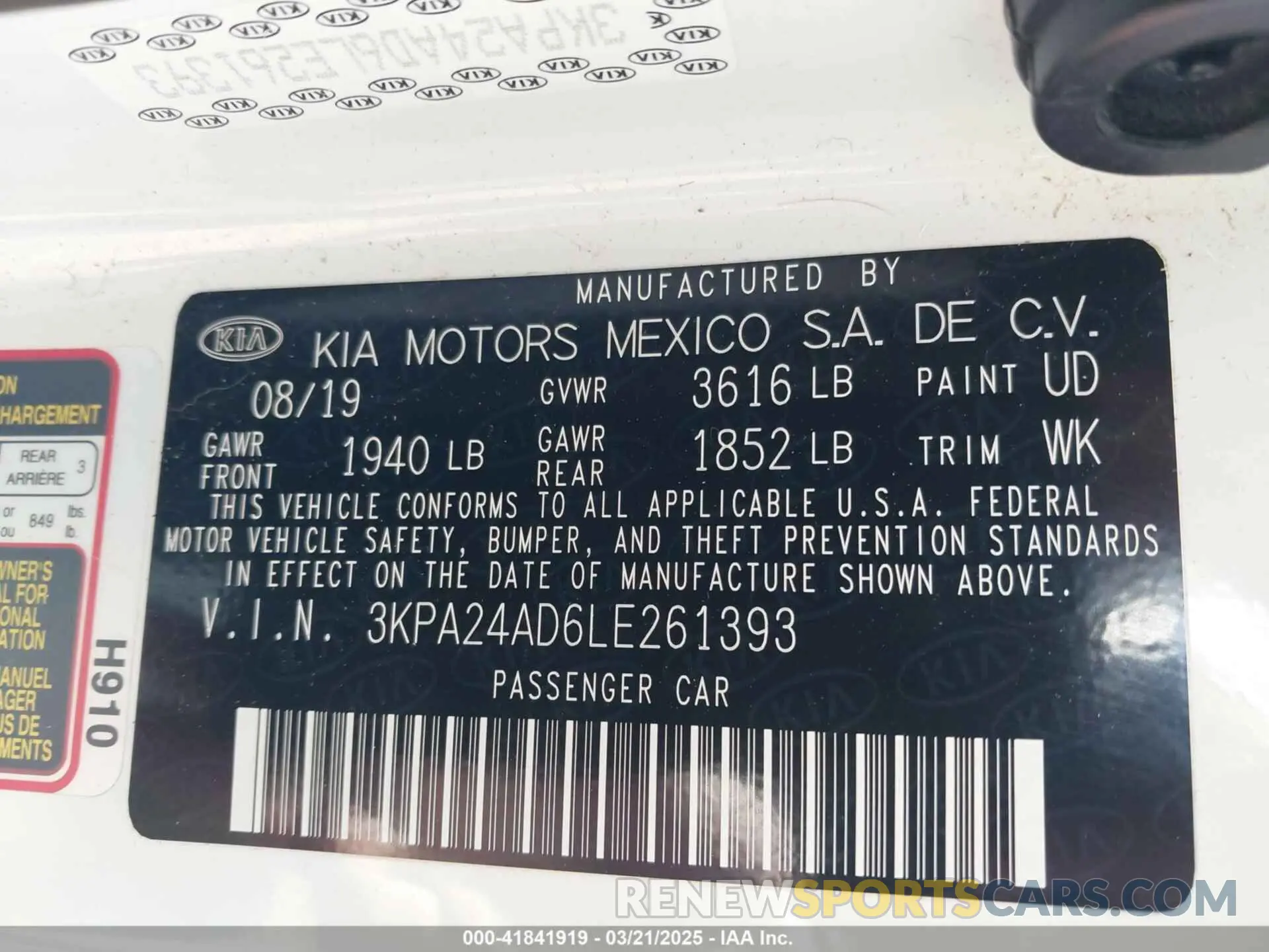 9 Photograph of a damaged car 3KPA24AD6LE261393 KIA RIO 2020