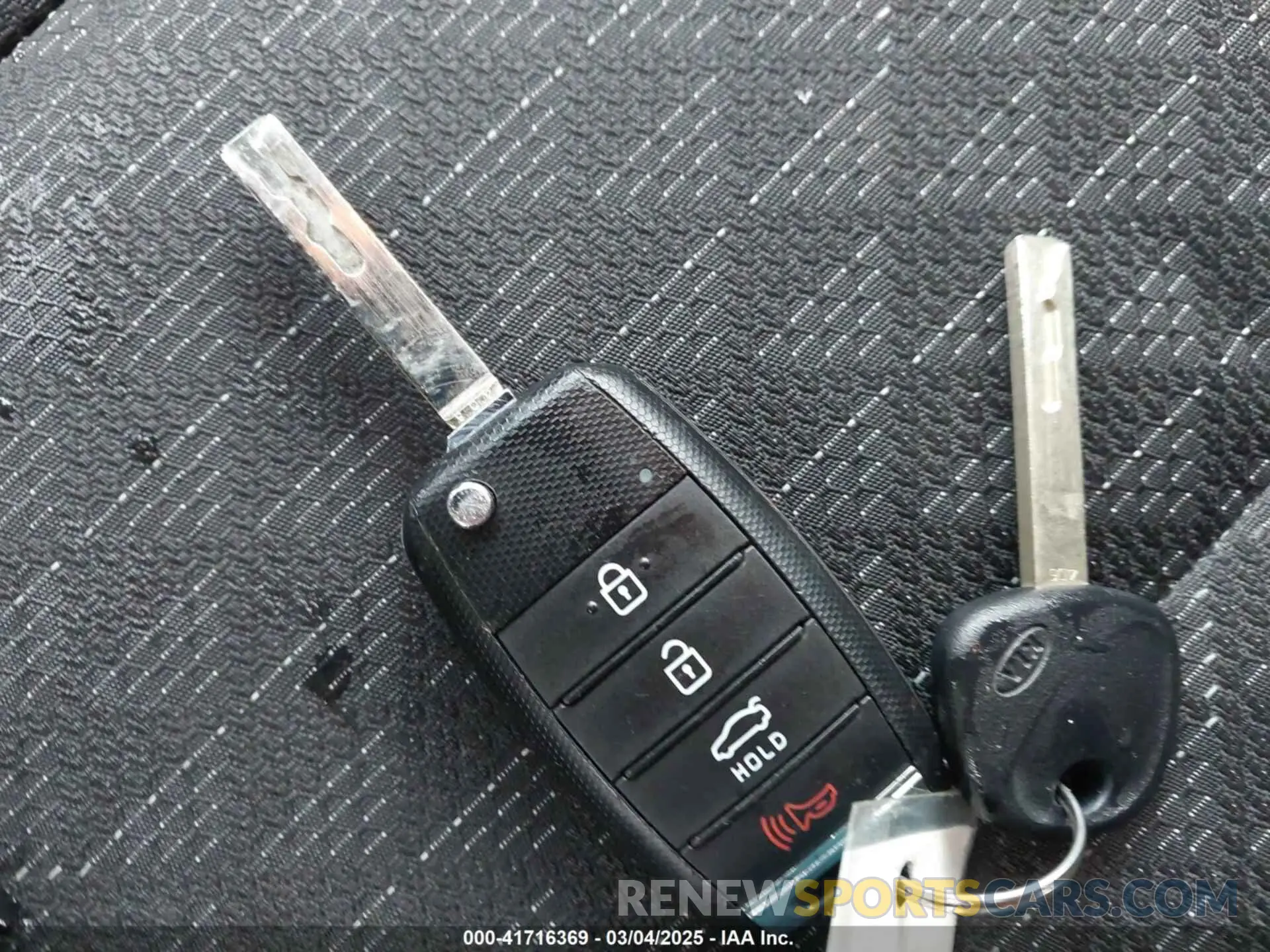 11 Photograph of a damaged car 3KPA24AD6LE273270 KIA RIO 2020